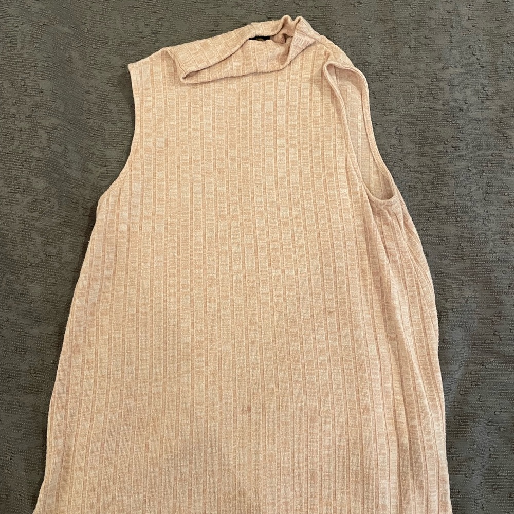 Turtleneck tank